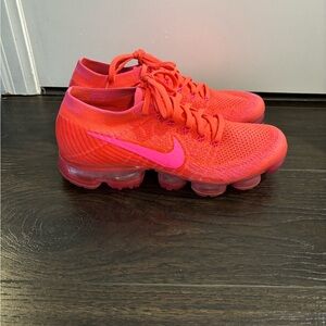 Nike Air Flyknit Vapormax Sneakers